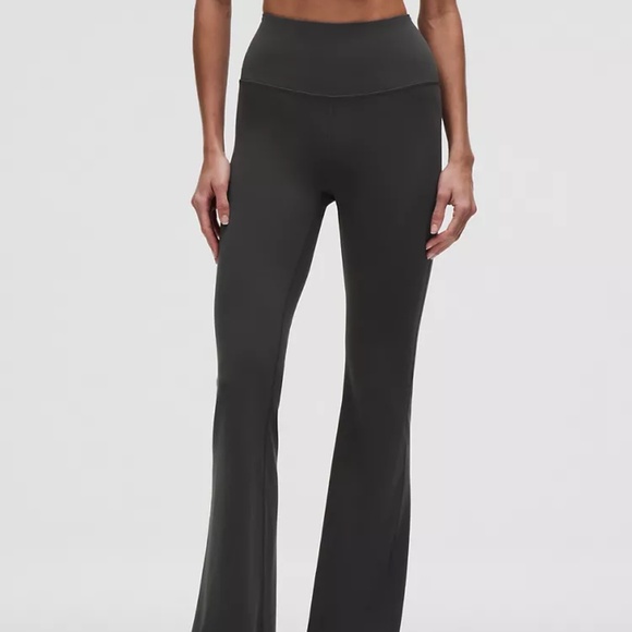 Lululemon Groove Super-High-Rise Flared Pant Nulu - Picture 1 of 10